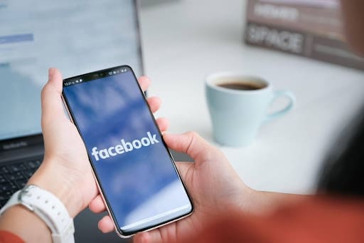 Comment savoir avec qui il parle sur Messenger : vérifier sa fidélité