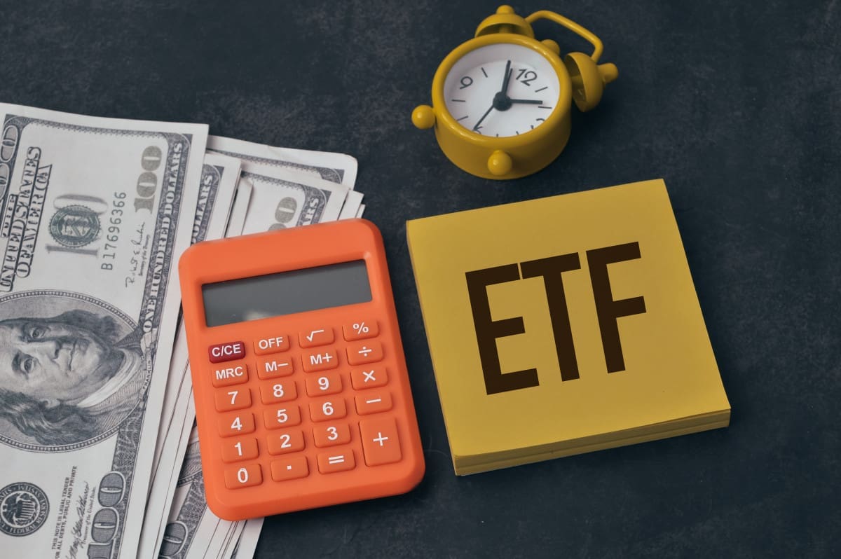 Trading : qu&rsquo;est-ce que la réplication des ETF synthétiques ? Explications