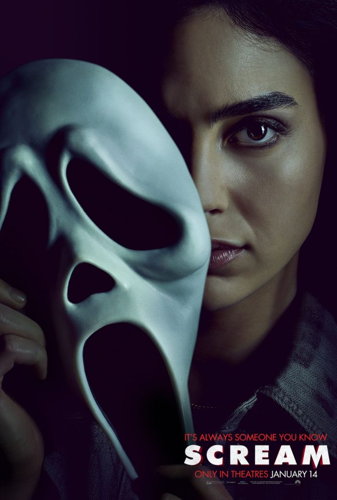 Scream 8 : Courteney Cox envisage de réaliser la suite, une idée plus prometteuse qu’il n’y paraît